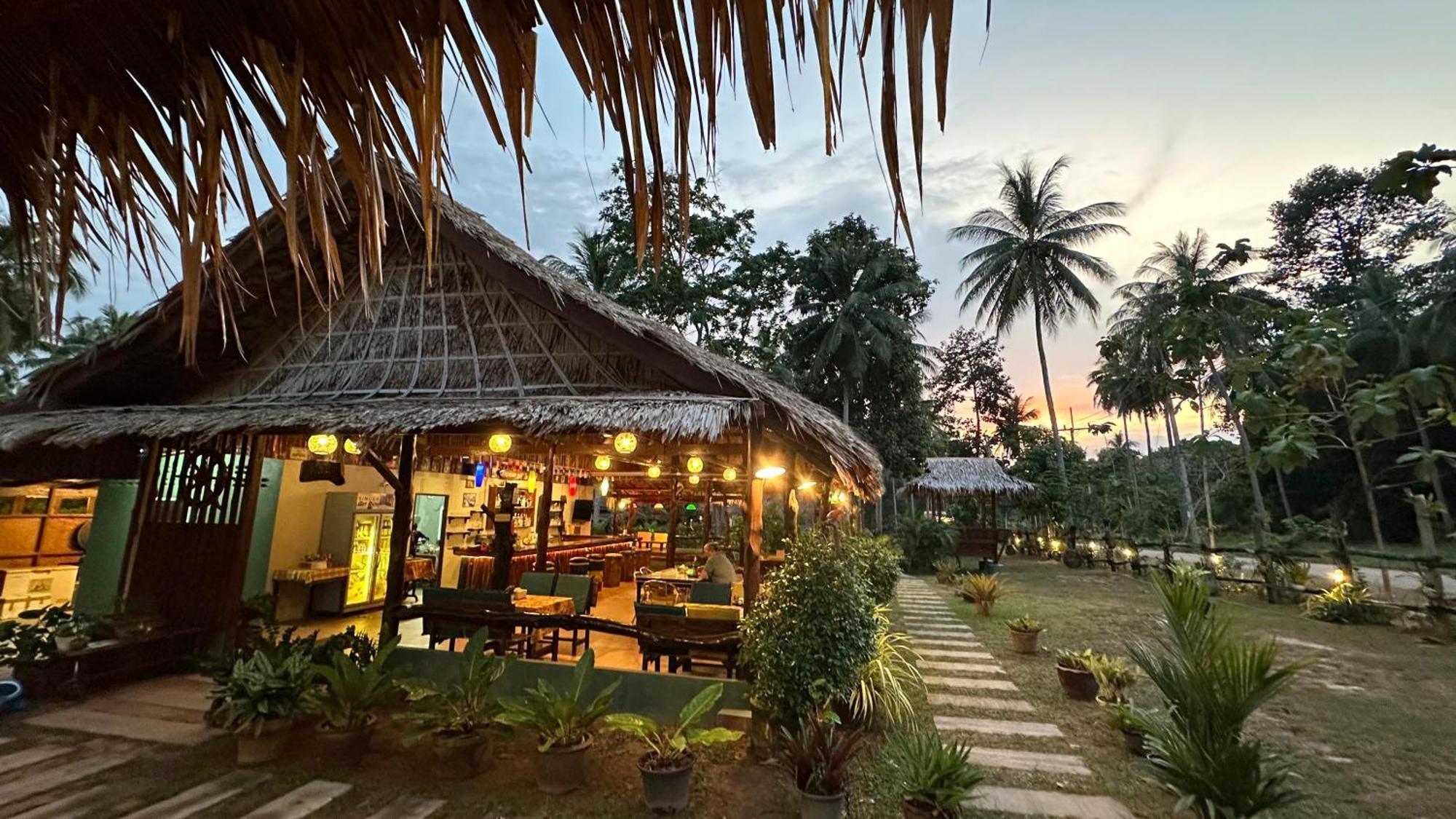 Kohjum Freedom Resort Ко Джам Екстер'єр фото